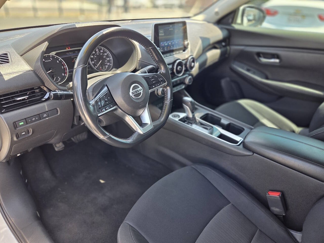 Used 2022 Nissan Sentra SV w/ Trunk Package FWD image 38