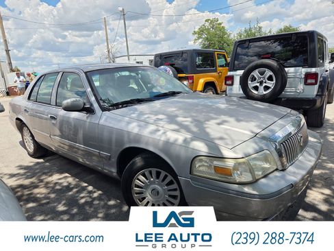 Used 2008 Mercury Grand Marquis GS RWD image 4