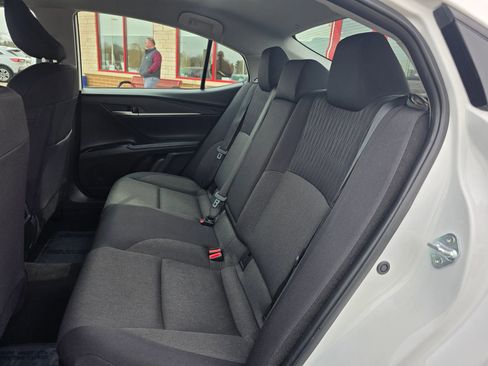 Used 2025 Toyota Camry LE FWD image 8