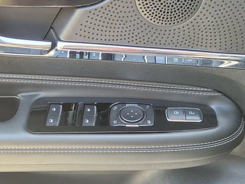 Certified 2025 Lincoln Corsair FWD image 16
