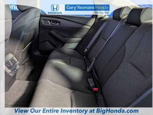 Certified 2025 Honda Accord LX image 19