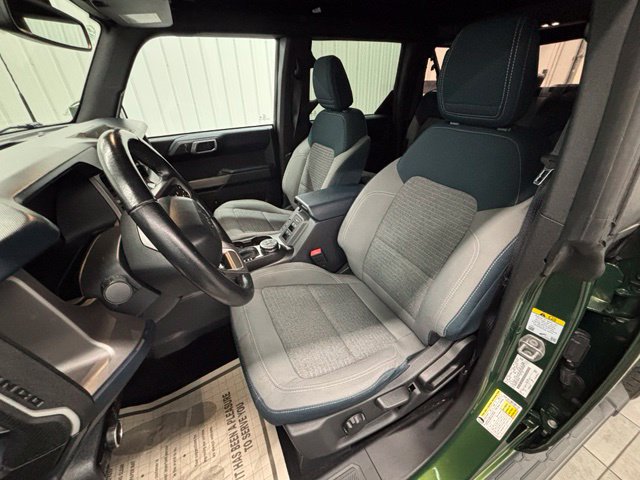 Used 2023 Ford Bronco Outer Banks AWD/4WD image 14