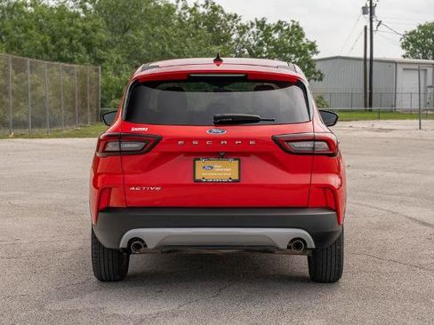 Certified 2024 Ford Escape Active FWD image 6