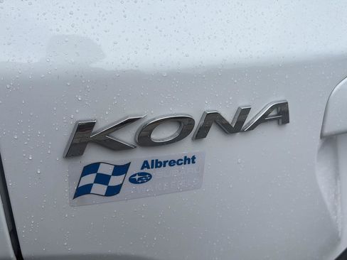 Used 2023 Hyundai Kona SEL AWD/4WD image 10