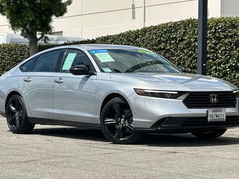 Certified 2025 Honda Accord Sport image 2