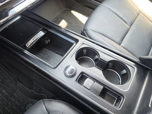 Used 2025 Lincoln Corsair AWD w/ Equipment Group 101A image 28