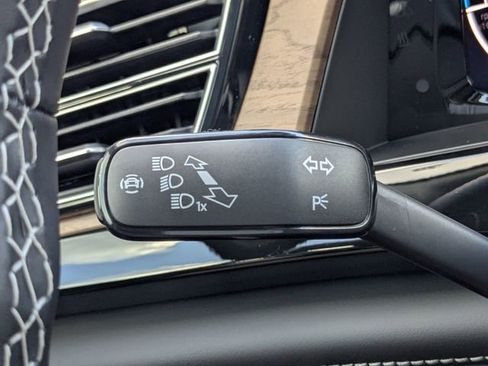 New 2026 Volkswagen Atlas SE image 32