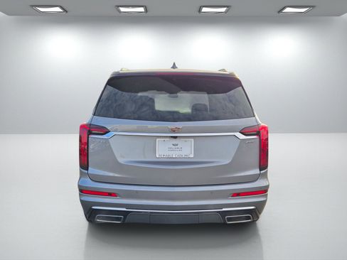 Certified 2025 Cadillac XT6 Premium Luxury image 5