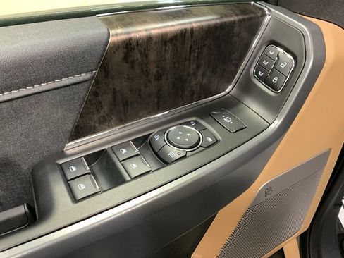 Certified 2025 Ford F350 Lariat w/ Lariat Ultimate Package AWD/4WD image 28