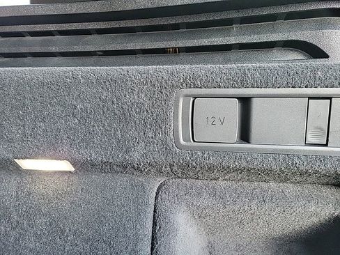 Used 2022 BMW X5 xDrive40i w/ M Sport Package image 22