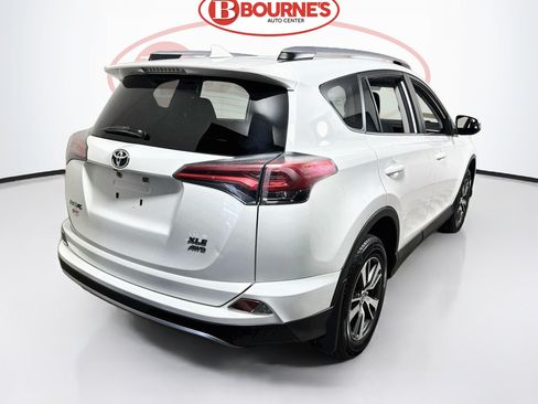 Used 2017 Toyota RAV4 XLE w/ All Weather Liner Package AWD/4WD image 9