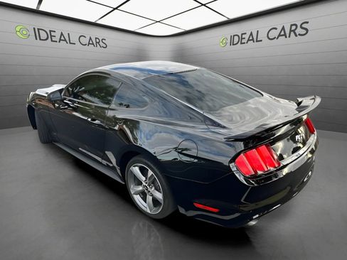 Used 2016 Ford Mustang Coupe RWD image 6
