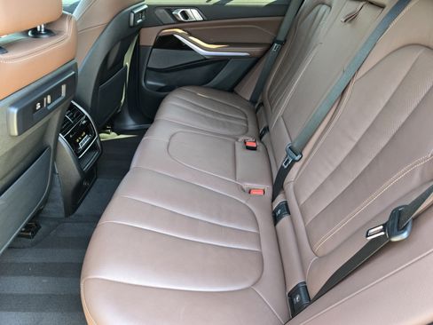 Used 2020 BMW X5 sDrive40i w/ M Sport Package RWD image 30