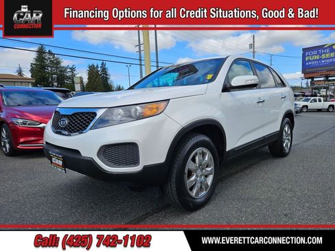 Used 2011 Kia Sorento LX image 1