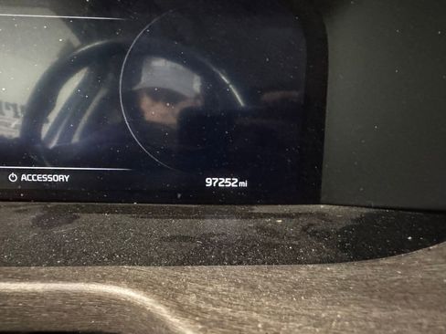 Used 2022 Kia Sorento SX Prestige AWD/4WD image 4
