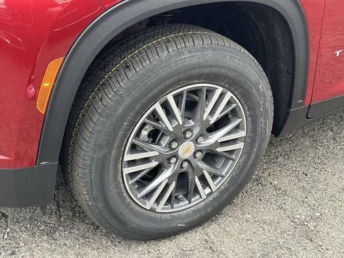 New 2026 Chevrolet Traverse LT FWD image 7