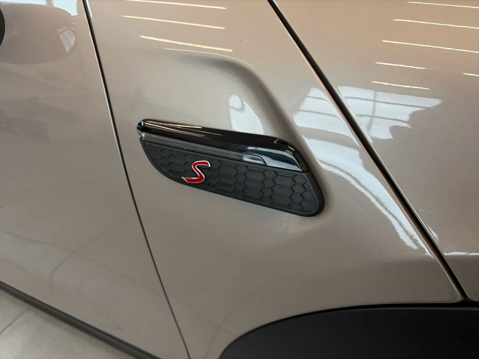 Used 2024 MINI Cooper S FWD image 8