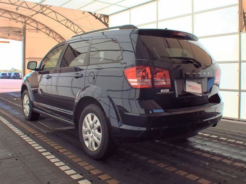 Used 2017 Dodge Journey SE image 8