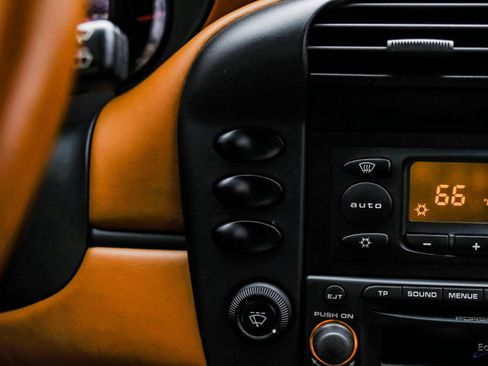 Used 2004 Porsche 911 GT3 image 59