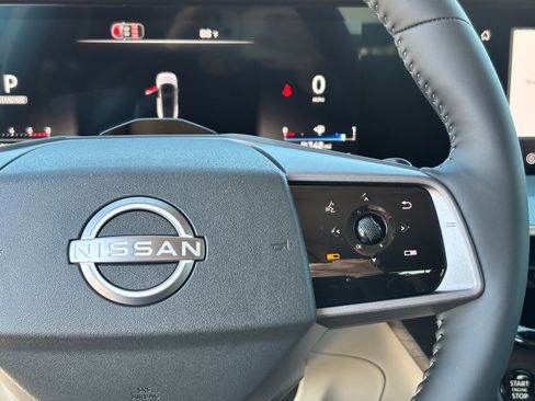 New 2026 Nissan Murano Platinum AWD/4WD image 18