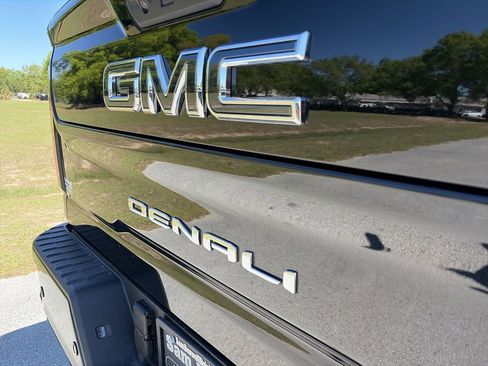 New 2026 GMC Sierra 2500 Denali Ultimate AWD/4WD image 39