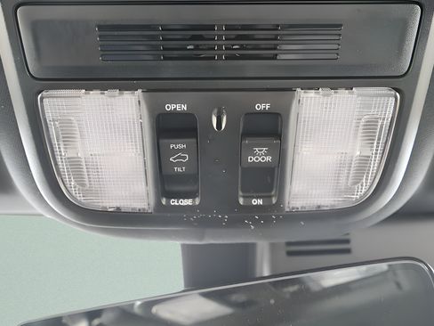 Used 2023 Honda Passport EX-L image 40