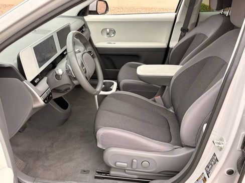 Used 2024 Hyundai Ioniq 5 SEL RWD image 12