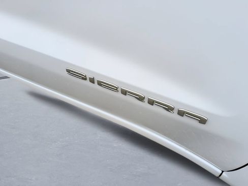 Used 2023 GMC Sierra 1500 SLE AWD/4WD image 44