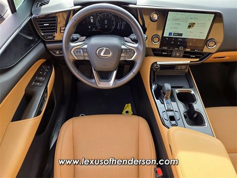 Certified 2025 Lexus NX 250 FWD image 15