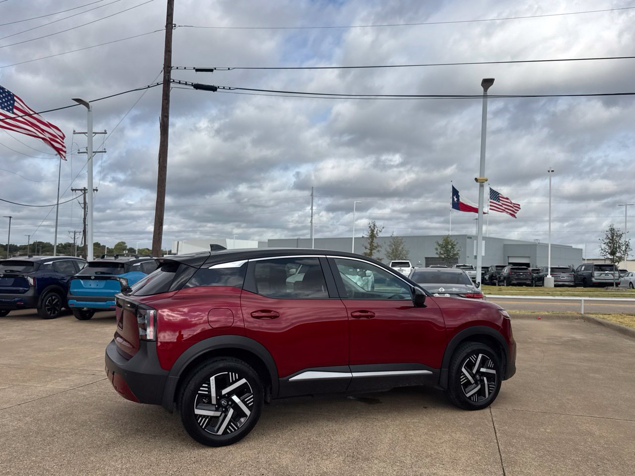 Used 2025 Nissan Kicks SV FWD image 26