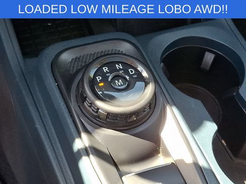 Used 2025 Ford Maverick Lobo AWD/4WD image 14
