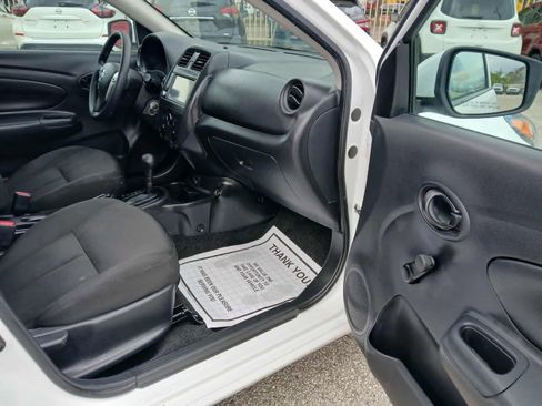 Used 2019 Nissan Versa S Plus image 10