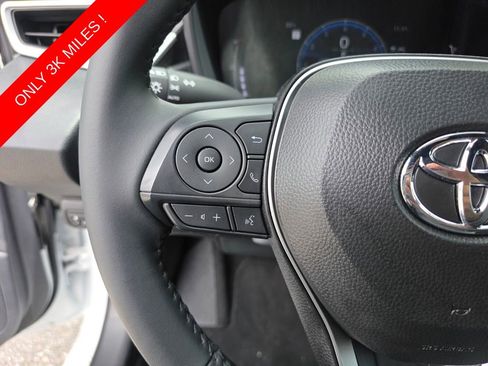 Used 2026 Toyota Corolla SE FWD image 29
