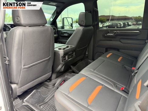 Used 2024 GMC Sierra 2500 AT4 w/ AT4 Premium Plus Package AWD/4WD image 36