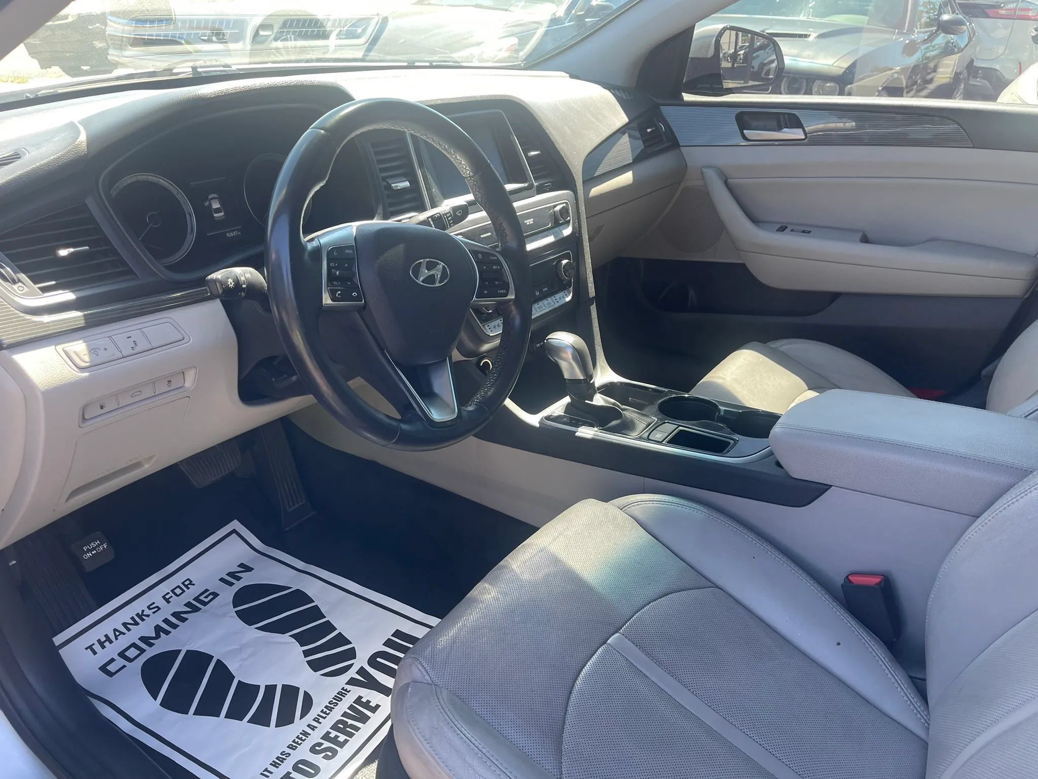 Used 2018 Hyundai Sonata Limited w/ Cargo Package FWD image 8