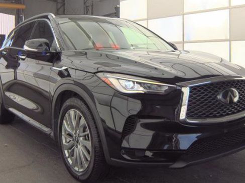 Used 2023 INFINITI QX50 Luxe w/ Cargo Package image 3
