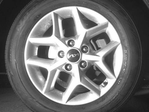 Used 2025 Kia Soul LX w/ LX Technology Package image 13