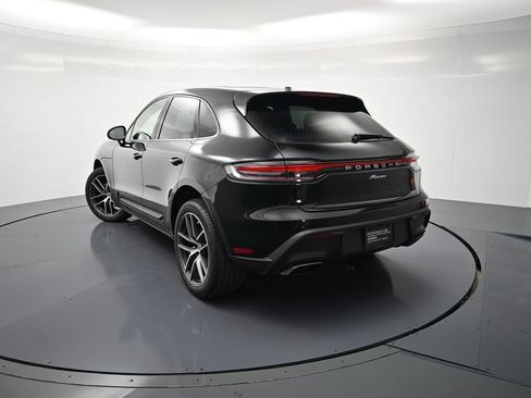 Certified 2026 Porsche Macan AWD/4WD image 33