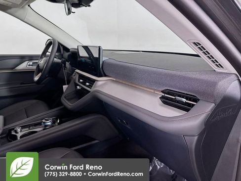 New 2026 Ford Explorer Active w/ Active Comfort Package AWD/4WD image 33