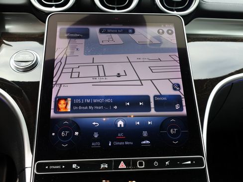 Used 2023 Mercedes-Benz C 300 Sedan image 29