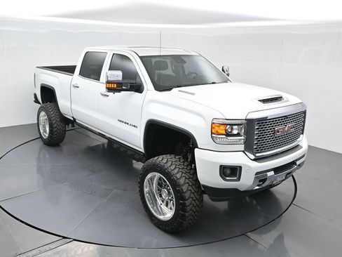 Used 2017 GMC Sierra 2500 Denali w/ Duramax Plus Package image 51