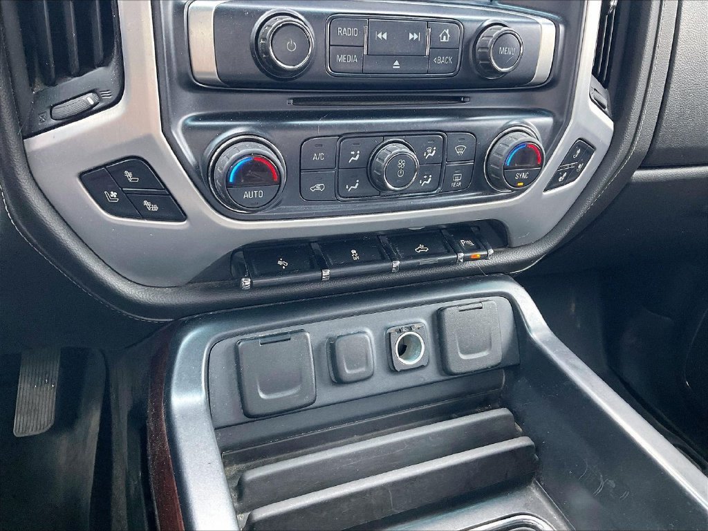 Used 2017 GMC Sierra 1500 SLT w/ SLT Premium Package AWD/4WD image 24