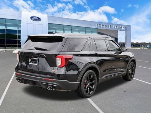 Used 2022 Ford Explorer ST w/ Equipment Group 401A RWD image 4