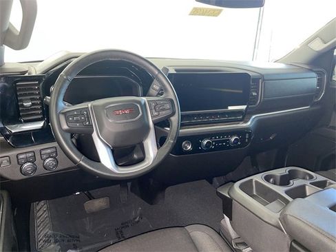 Certified 2023 GMC Sierra 1500 Elevation image 17