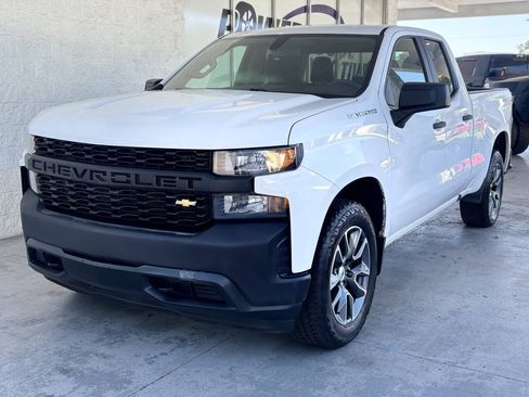 Used 2019 Chevrolet Silverado 1500 W/T w/ WT Convenience Package AWD/4WD image 4