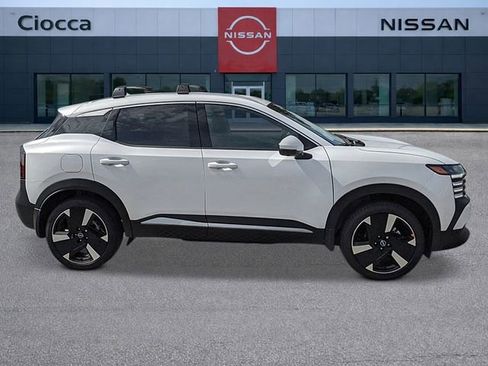 New 2026 Nissan Kicks SR w/ Cold Weather Package image 6