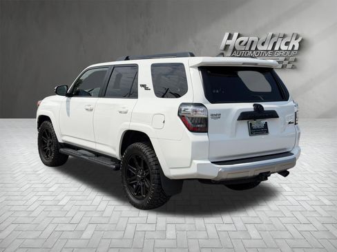 Used 2023 Toyota 4Runner TRD Off-Road Premium w/ Moonroof Package AWD/4WD image 8