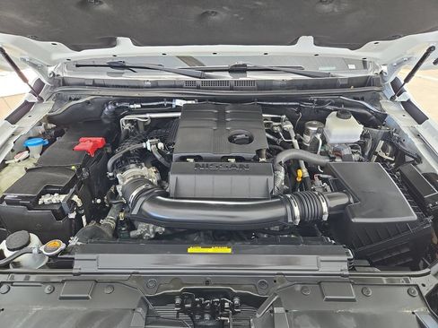 Certified 2024 Nissan Frontier SV RWD image 38