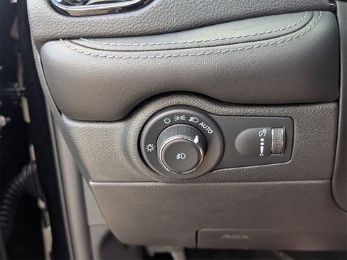 Certified 2022 Dodge Durango GT w/ Blacktop Package image 26