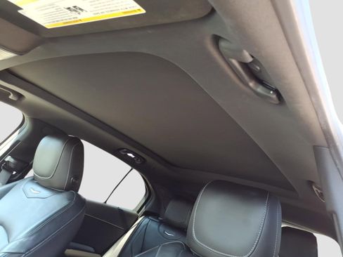 Used 2019 Cadillac XT4 Premium Luxury w/ Driver Awareness Package AWD/4WD image 15